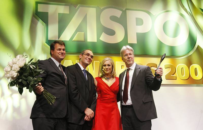 Fuchs baut Gärten 2008 – TASPO Award: GartenDesigner des Jahres