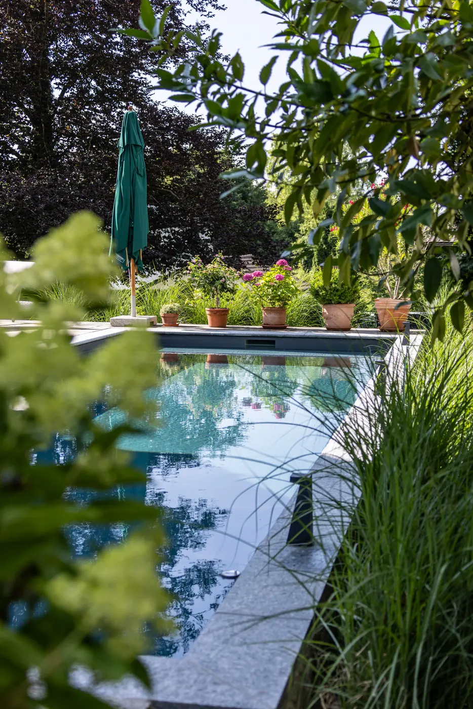 Hanggarten mit Seele – Living Pool in Tutzing – Impression