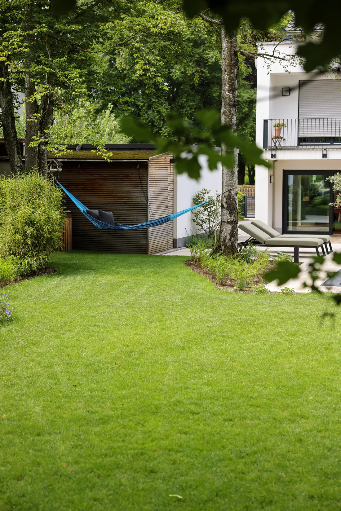 Oase am Living Pool – ein Stadtgarten – Impression