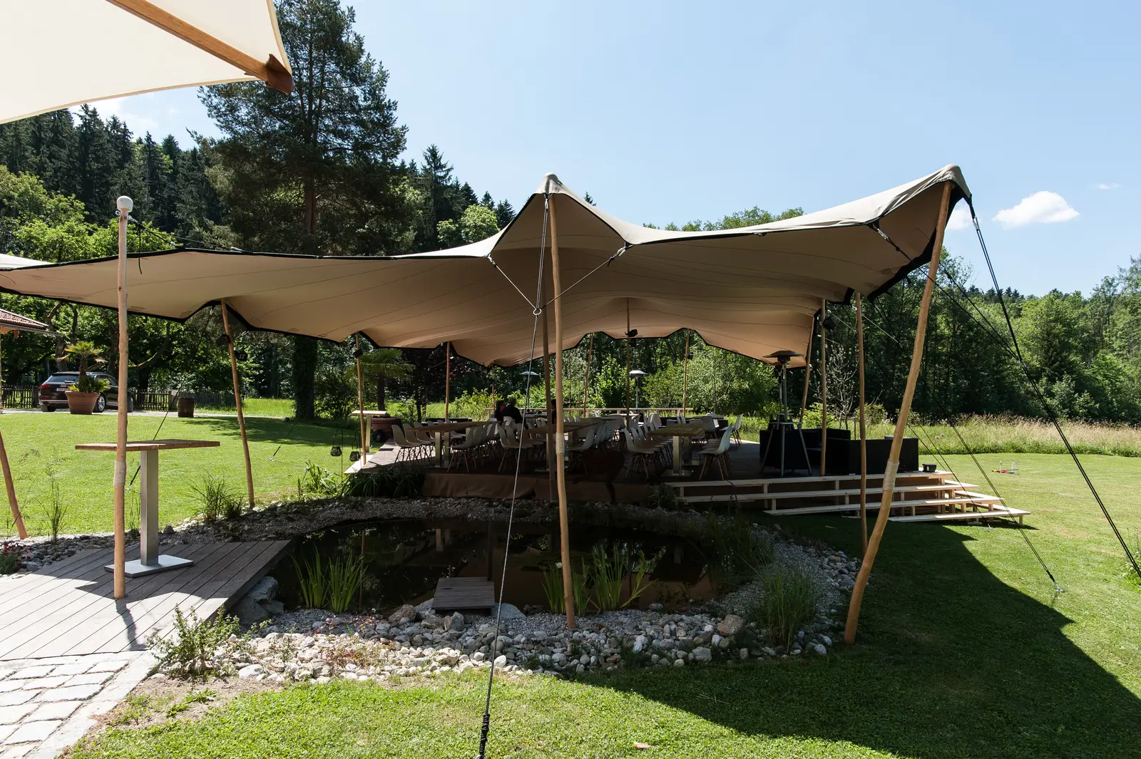 Mit der Landschaft verwachsen – Naturgarten in Lenggries