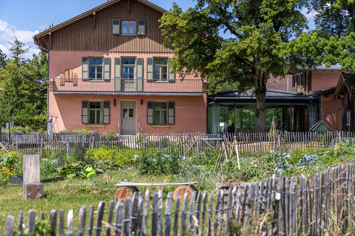 Ein neues Ortszentrum für Iffeldorf – Impression