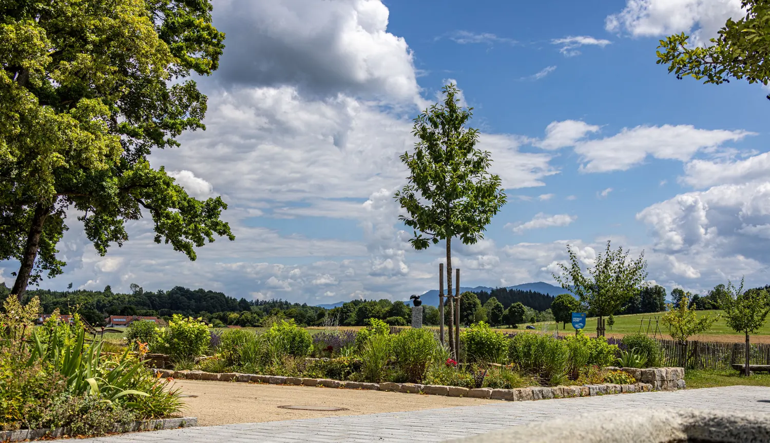 Ein neues Ortszentrum für Iffeldorf – Impression