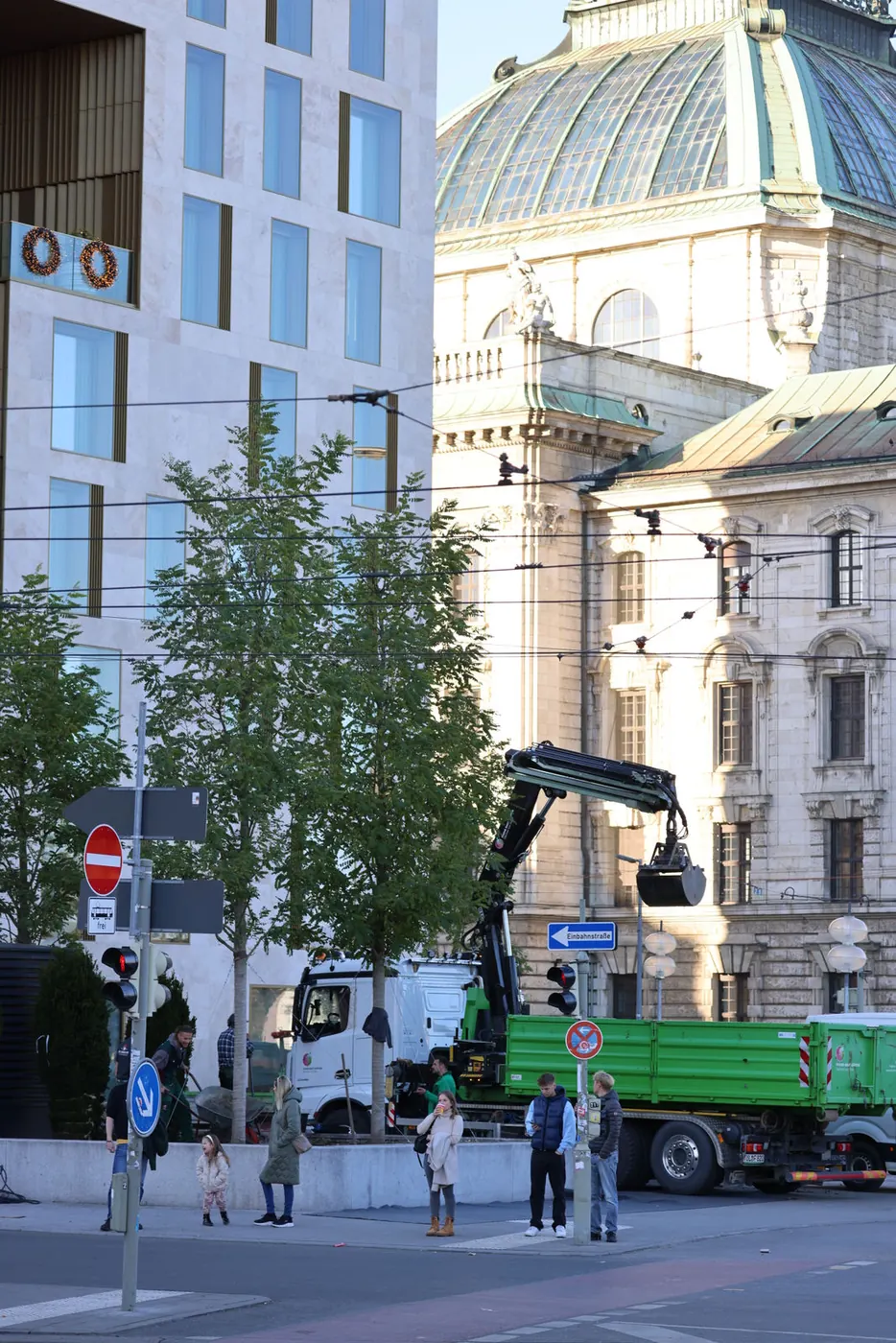 Grün in der Stadt bei Fuchs baut Gärten (1)
