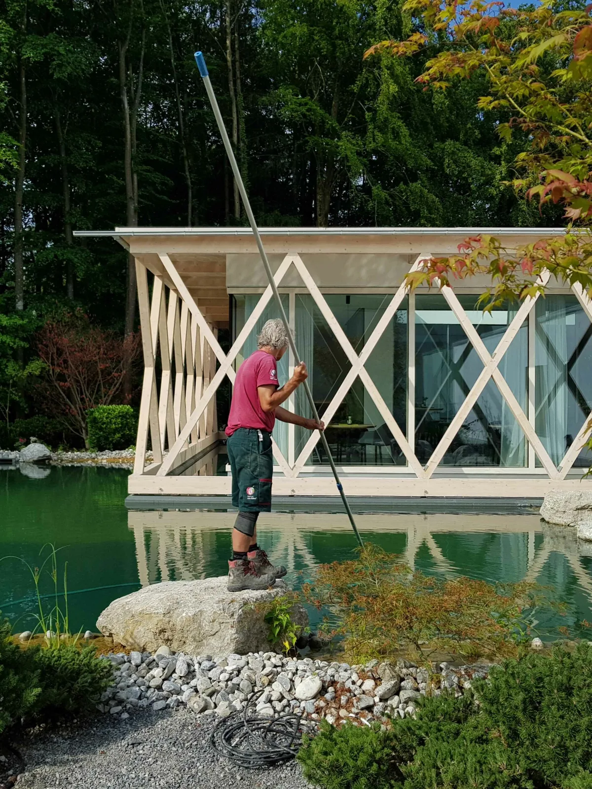 Schwimmteich bei Fuchs baut Gärten (6)